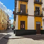 Lujoso Apartamento En La Alameda